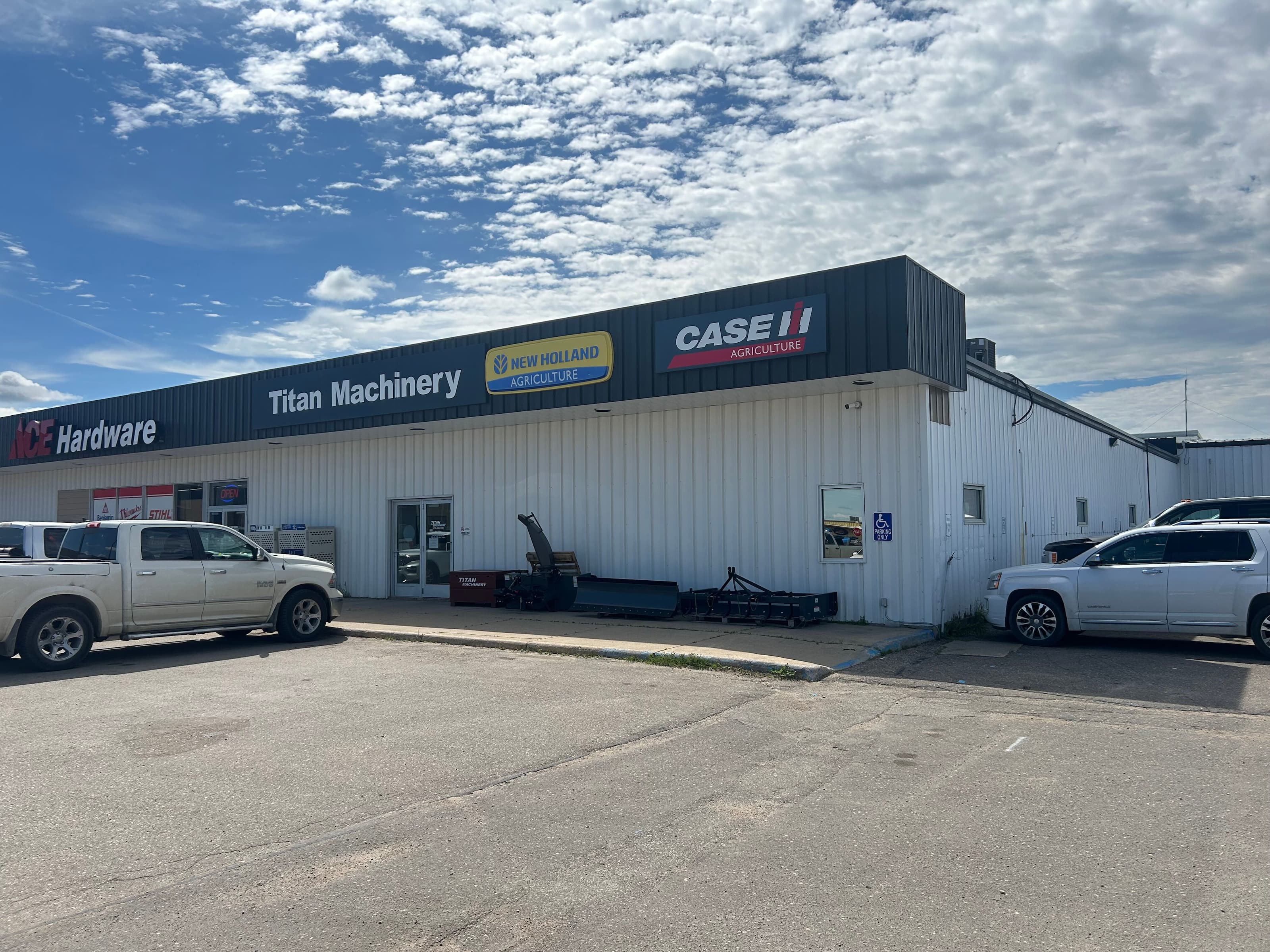 Titan Machinery Roseau