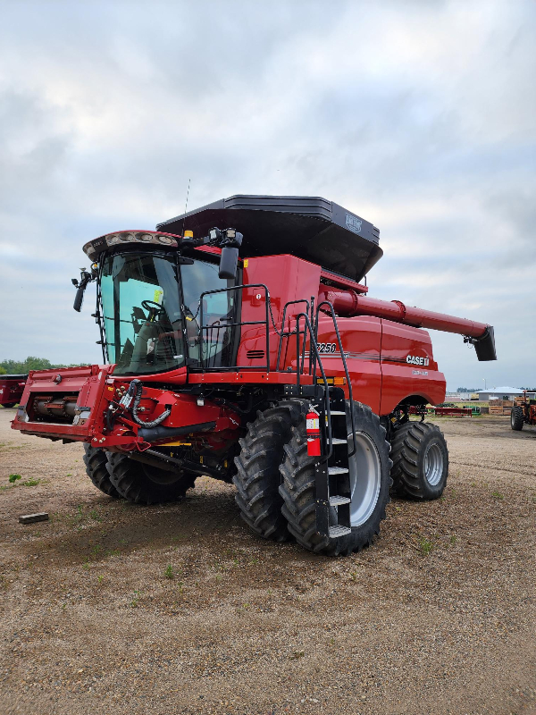 2019 CASE IH 7250 Combine - E00043450-1