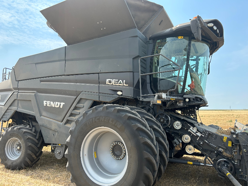 2021 FENDT IDEAL8 Combine 3304669 2021 FENDT IDEAL8 Combine 3304669