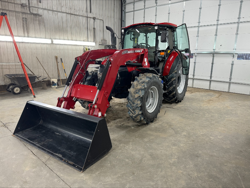 2021 CASE IH Farmall 120C Tractor 3316153-1